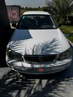 Nissan Sunny 2002