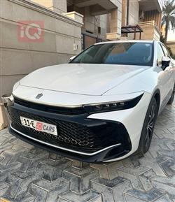 Toyota Crown 2023