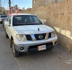 2010 نيسان نافارا