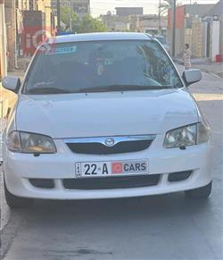Mazda 323 2000