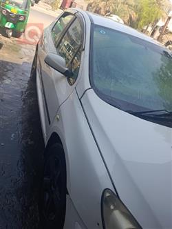 2004 بيجو 307