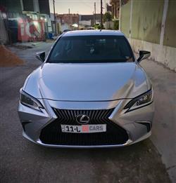 Lexus ES 2023