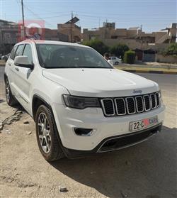 2019 جيب جراند شيروكي