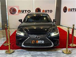 Lexus ES 2020