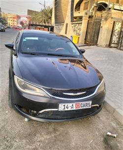 2016 كرايسلر 200