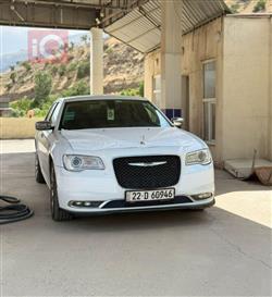 2019 كرايسلر 300