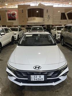 Hyundai Elantra 2024