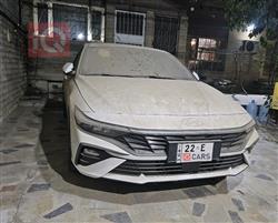 Hyundai Elantra 2024