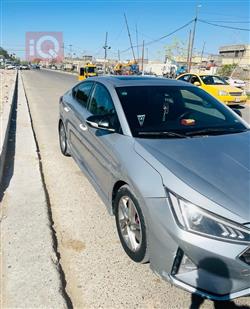 Hyundai Elantra 2020