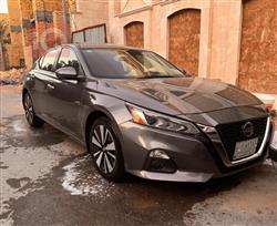 Nissan Altima 2022