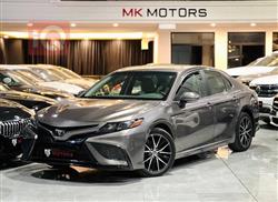 Toyota Camry 2024