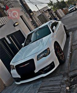 2017 كرايسلر 300