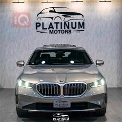 BMW 5-Series 2024