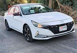 Hyundai Elantra 2023