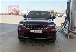 2023 جيب جراند شيروكي