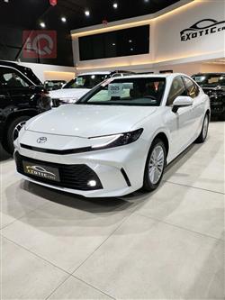 Toyota Camry 2025