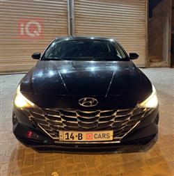 Hyundai Elantra 2022