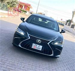 Lexus ES 2023