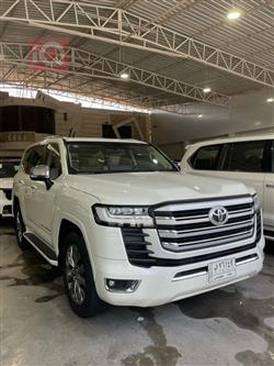 Toyota Land Cruiser 2023