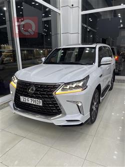 Lexus LX 2021