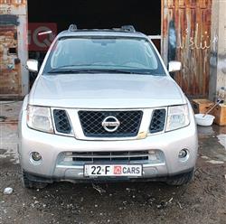 2010 نيسان باثفايندر