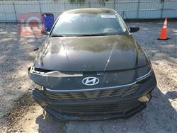 Hyundai Elantra 2024