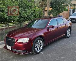 2016 كرايسلر 300