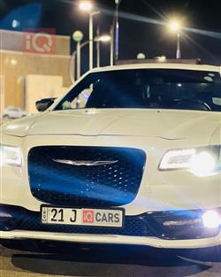 2018 كرايسلر 300