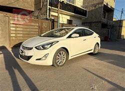 Hyundai Elantra 2015