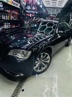 2016 كرايسلر 300