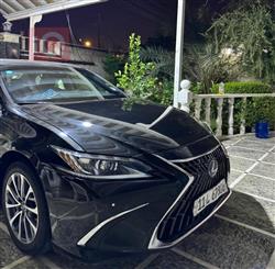 Lexus ES 2023