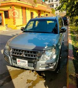Mitsubishi Pajero 2016