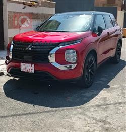 Mitsubishi Outlander 2023