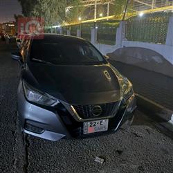 2022 نيسان فيرسا