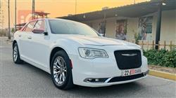 2016 كرايسلر 300