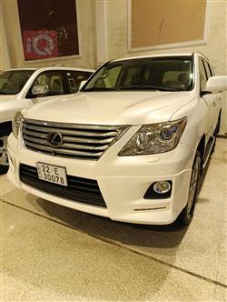 2011 لكزس LX