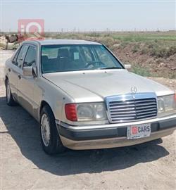 Mercedes-Benz E-Class 1986