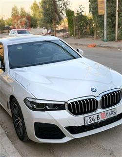 BMW 5-Series 2023