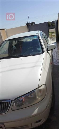 Nissan Sunny 2009