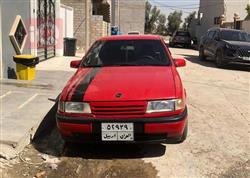 1990 اوبل فيكترا