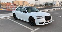 Chrysler 300 2023