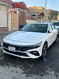 Hyundai Elantra 2024