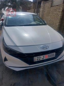 Hyundai Elantra 2022