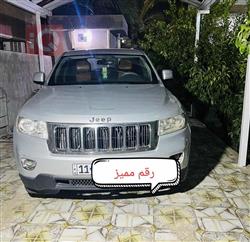 2012 جيب جراند شيروكي