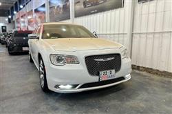 2019 كرايسلر 300