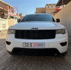 2021 جيب جراند شيروكي