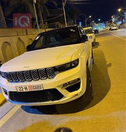 2024 جيب جراند شيروكي