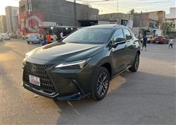 2022 لكزس NX