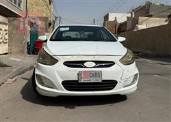 2011 هيونداي أكسنت