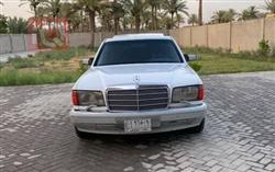 1990 مرسيدس بنز S-Class